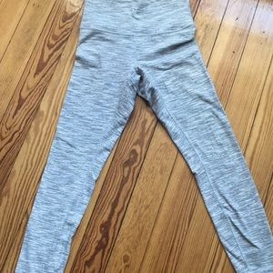 Lululemon wunder unders
